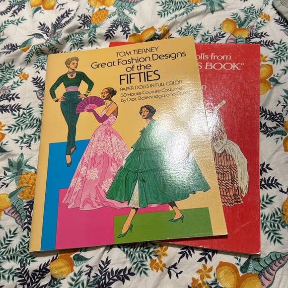 ✨ Lot of 6 Vintage Paper Doll Books - Picture 5 of 10